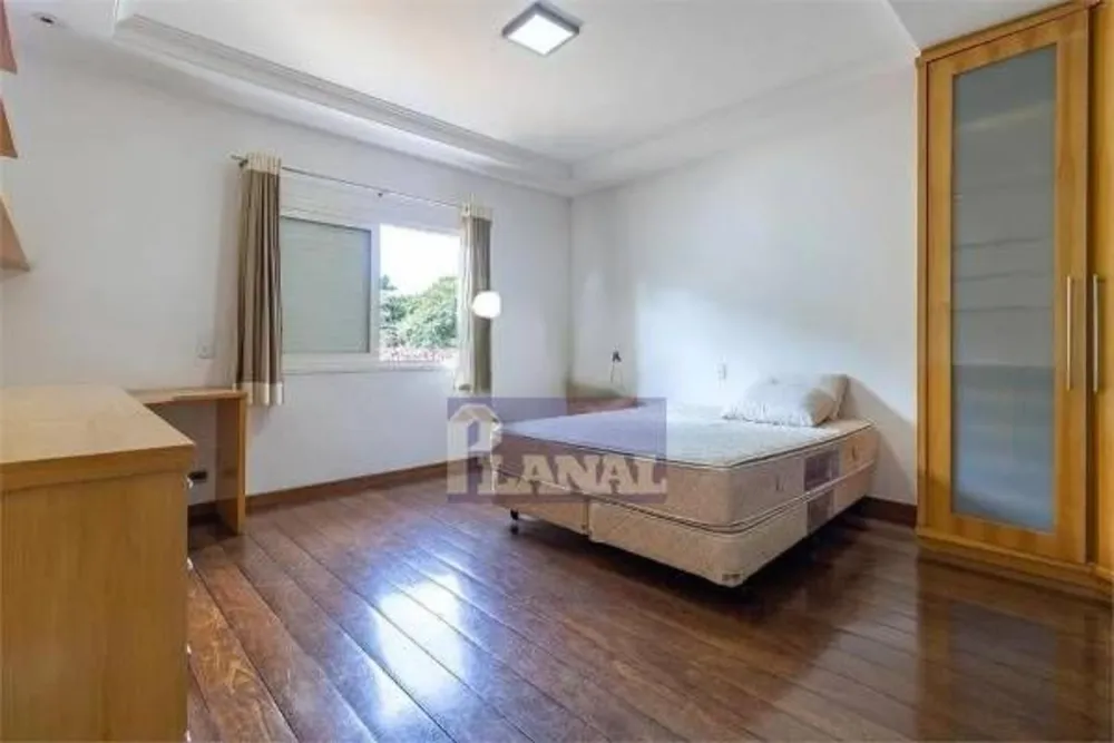 Sobrado, 4 quartos, 370 m² - Foto 1
