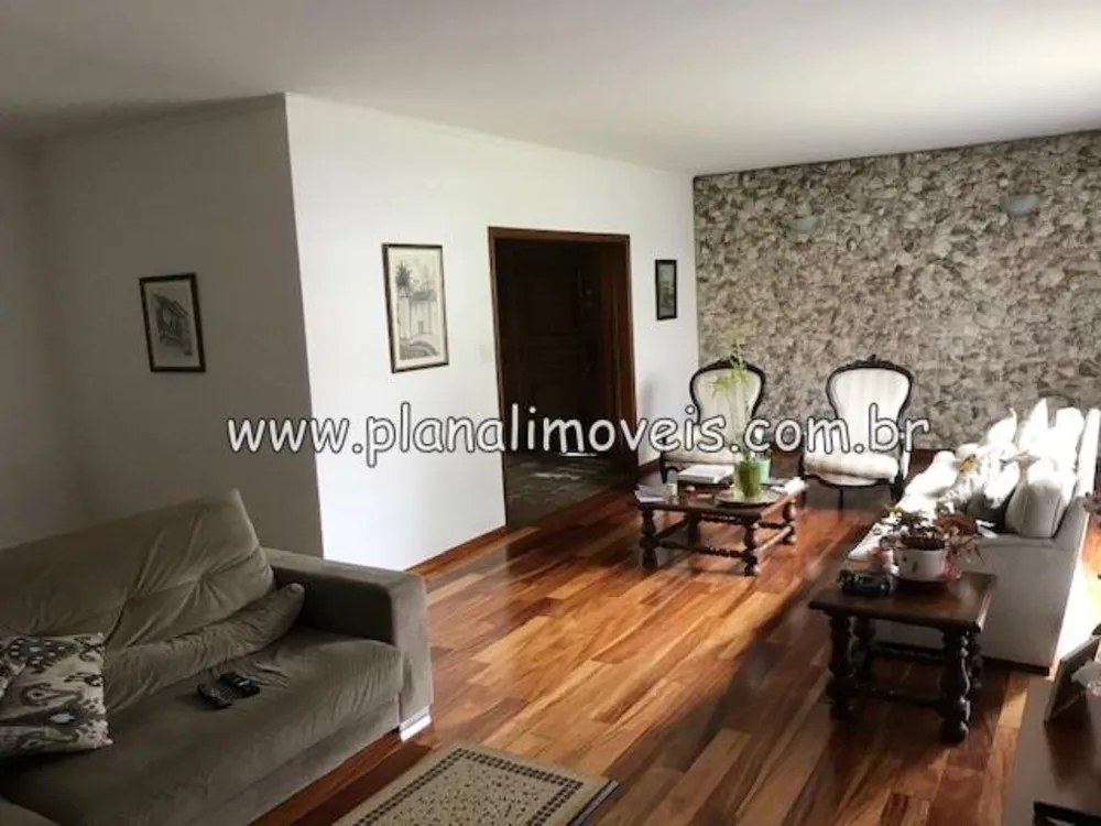 Casa, 3 quartos, 252 m² - Foto 2