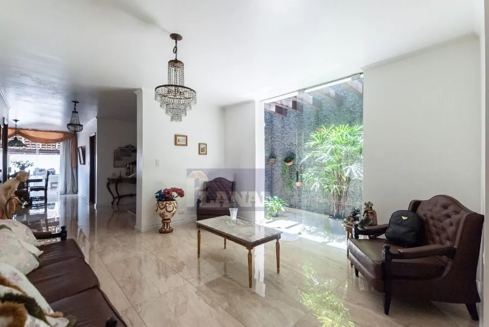 Sobrado, 3 quartos, 303 m² - Foto 5