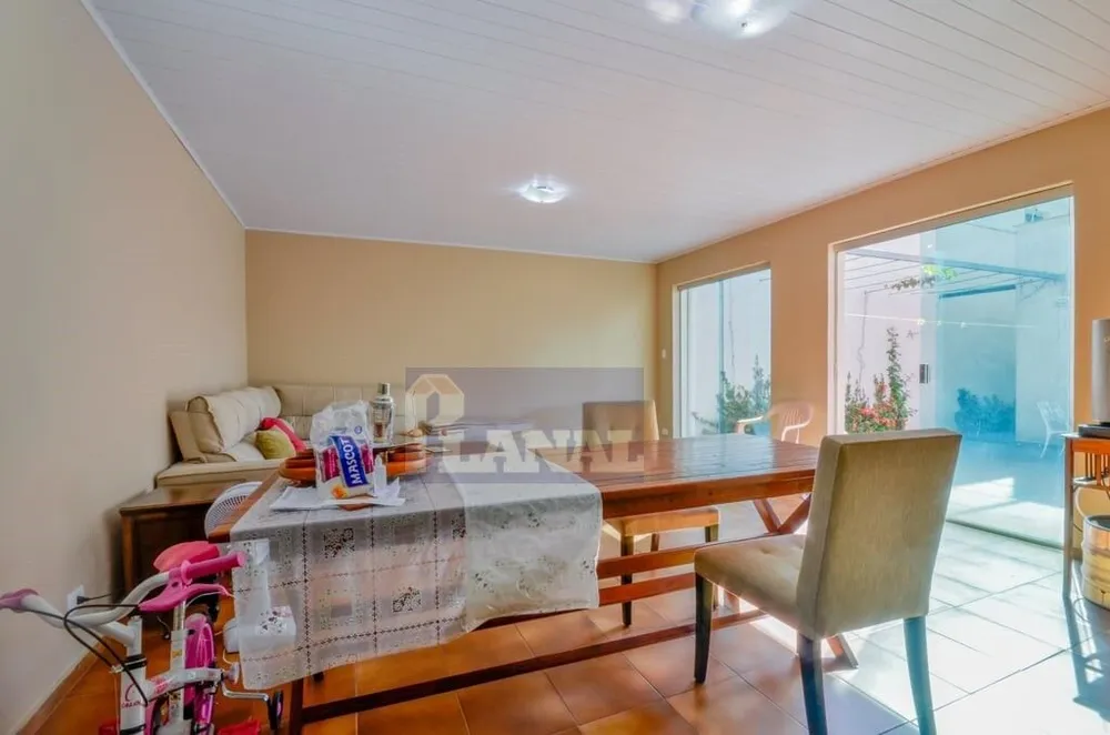 Sobrado, 4 quartos, 305 m² - Foto 1