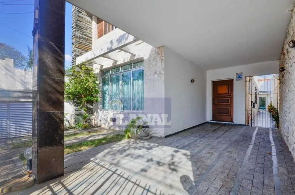 Sobrado, 4 quartos, 305 m² - Foto 2