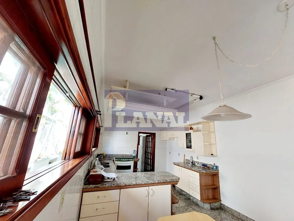 Sobrado, 3 quartos, 455 m² - Foto 1