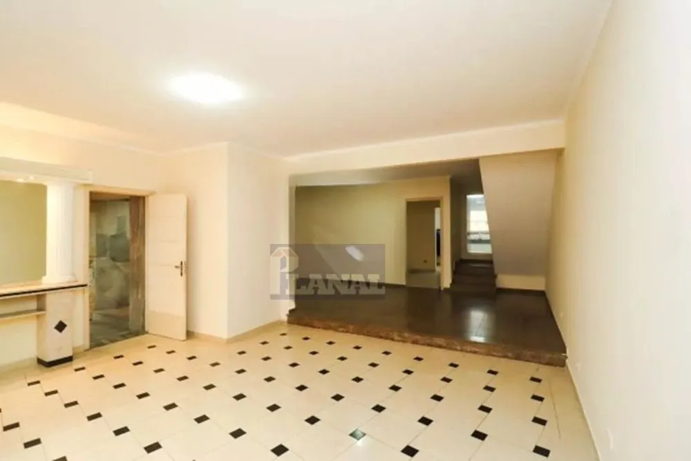Sobrado, 4 quartos, 252 m² - Foto 1