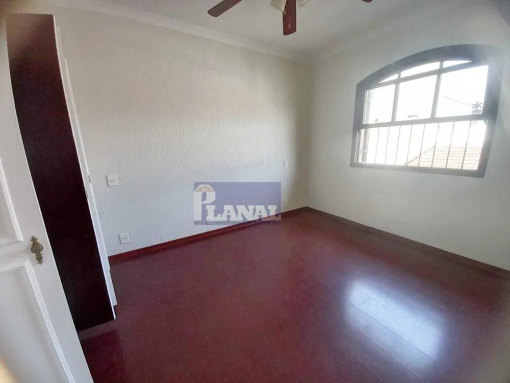 Sobrado, 4 quartos, 256 m² - Foto 2