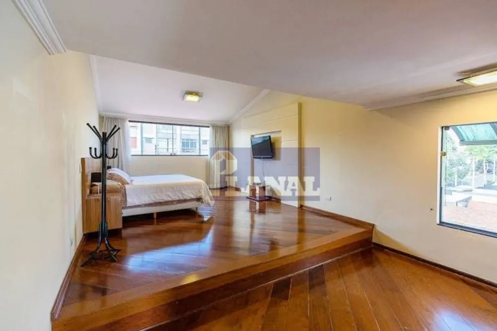 Sobrado, 3 quartos, 525 m² - Foto 2