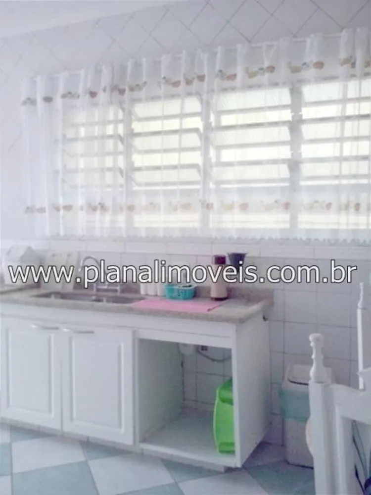 Sobrado, 5 quartos, 334 m² - Foto 2