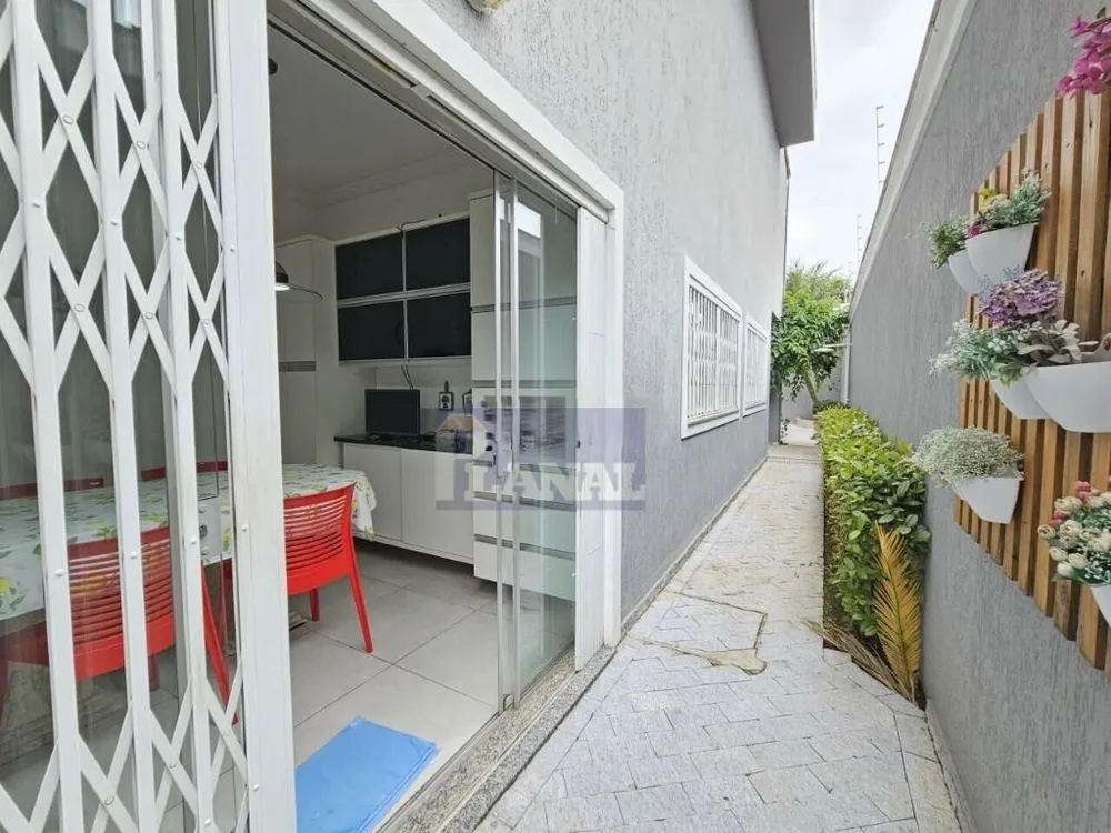 Sobrado, 4 quartos, 227 m² - Foto 13