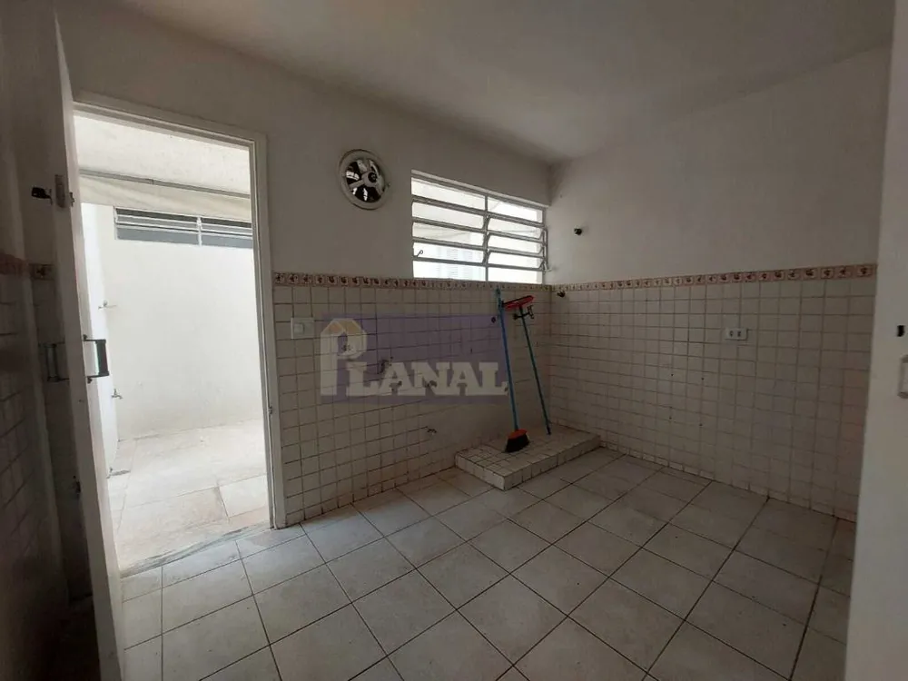 Sobrado, 3 quartos, 250 m² - Foto 3