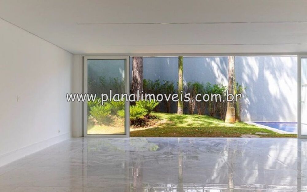 Sobrado, 4 quartos, 525 m² - Foto 1