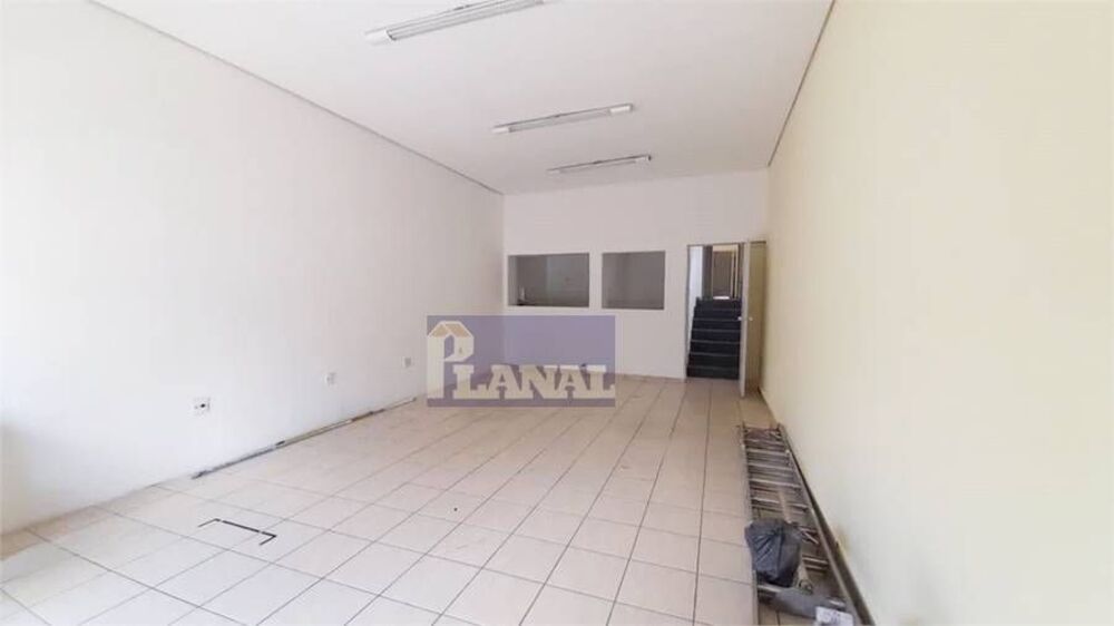 Loja-Salão para alugar, 225m² - Foto 1
