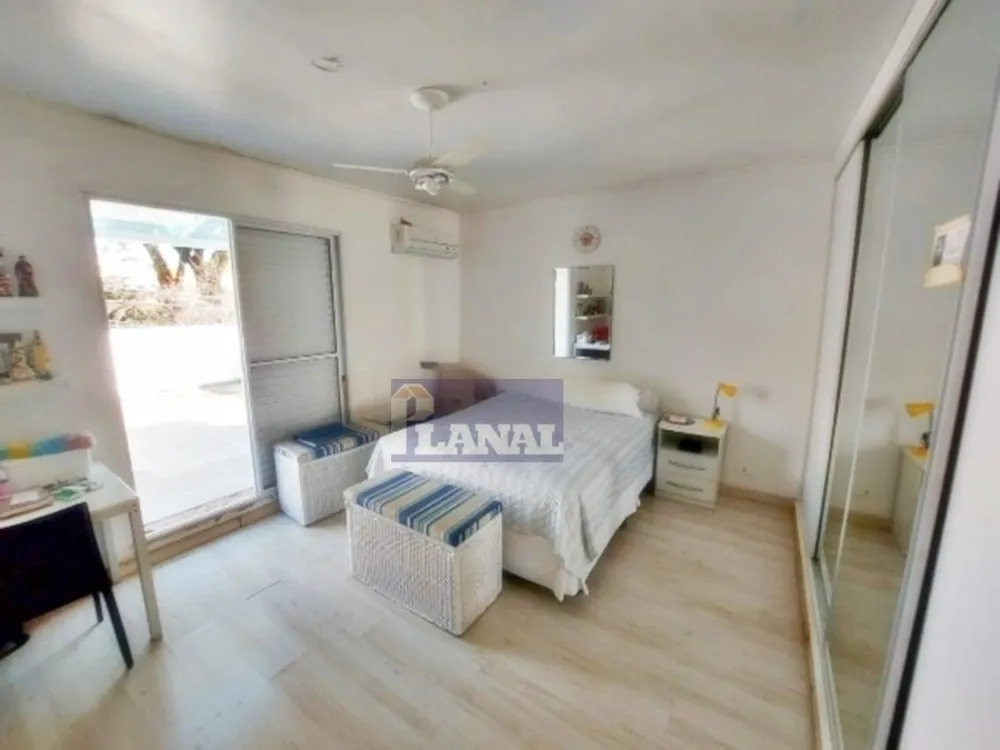 Sobrado, 3 quartos, 273 m² - Foto 2