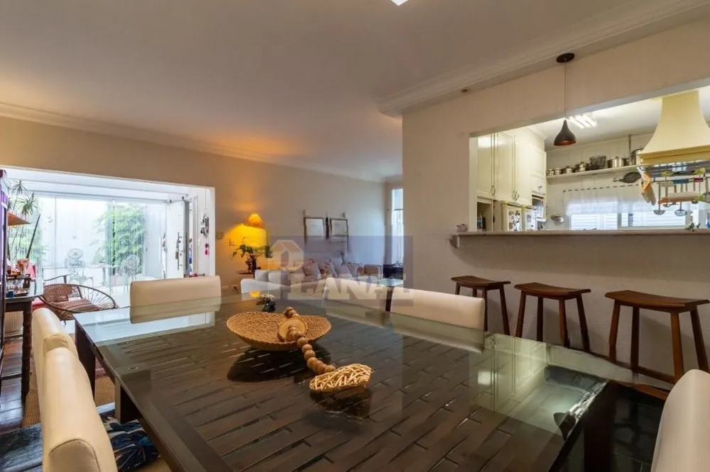 Sobrado, 3 quartos, 228 m² - Foto 4