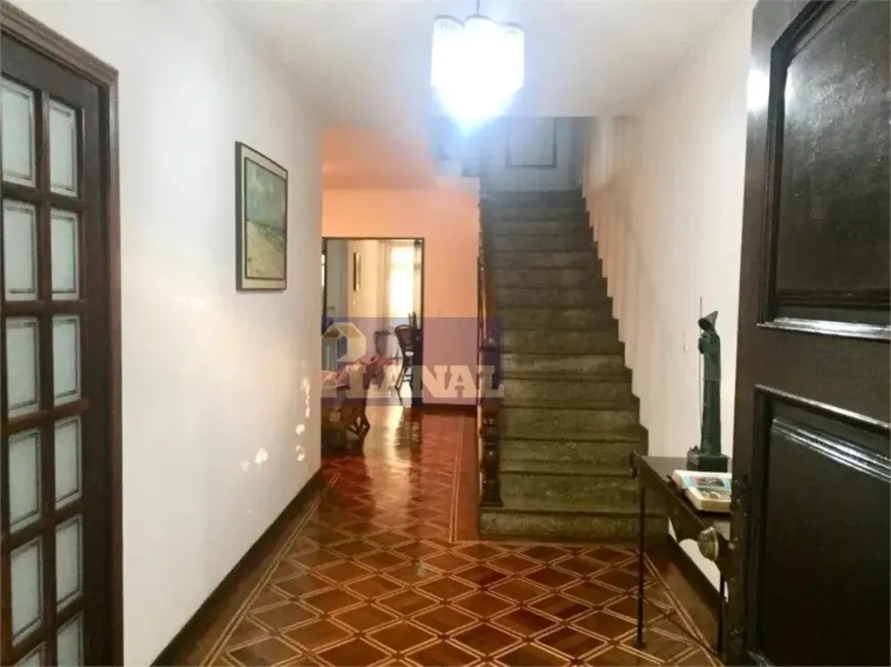 Sobrado, 4 quartos, 367 m² - Foto 1