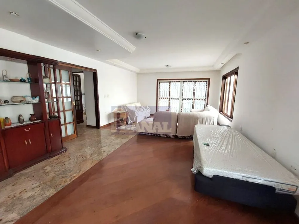 Sobrado, 4 quartos, 335 m² - Foto 1