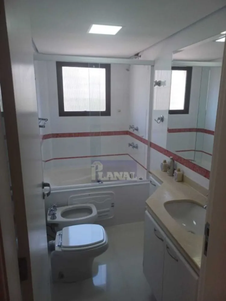 Apartamento, 3 quartos, 130 m² - Foto 10