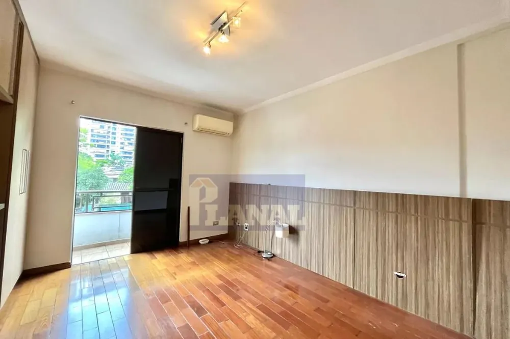 Sobrado, 3 quartos, 244 m² - Foto 1