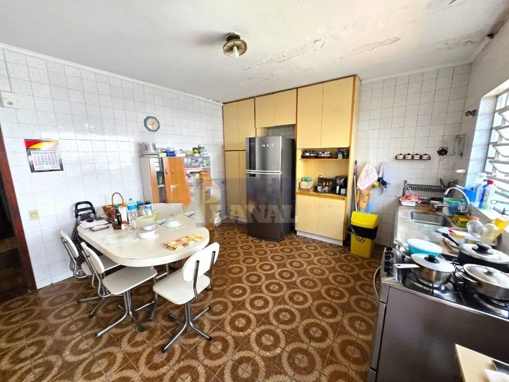 Casa, 2 quartos, 239 m² - Foto 11