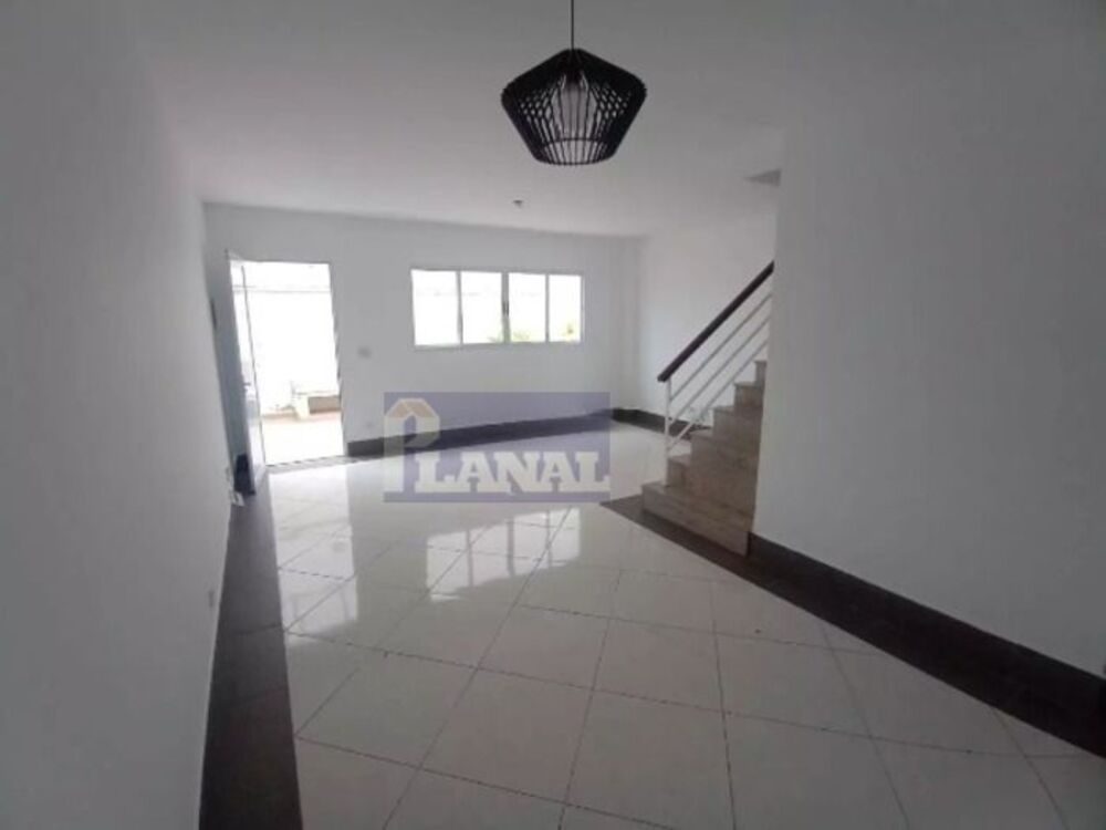Sobrado à venda com 3 quartos, 150m² - Foto 2