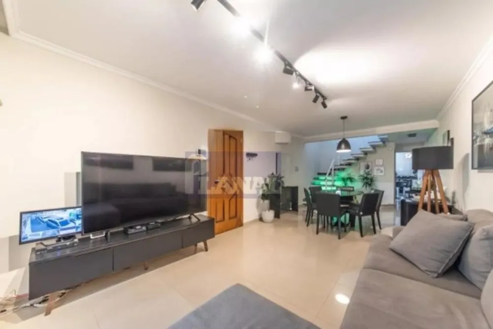 Sobrado, 3 quartos, 105 m² - Foto 1