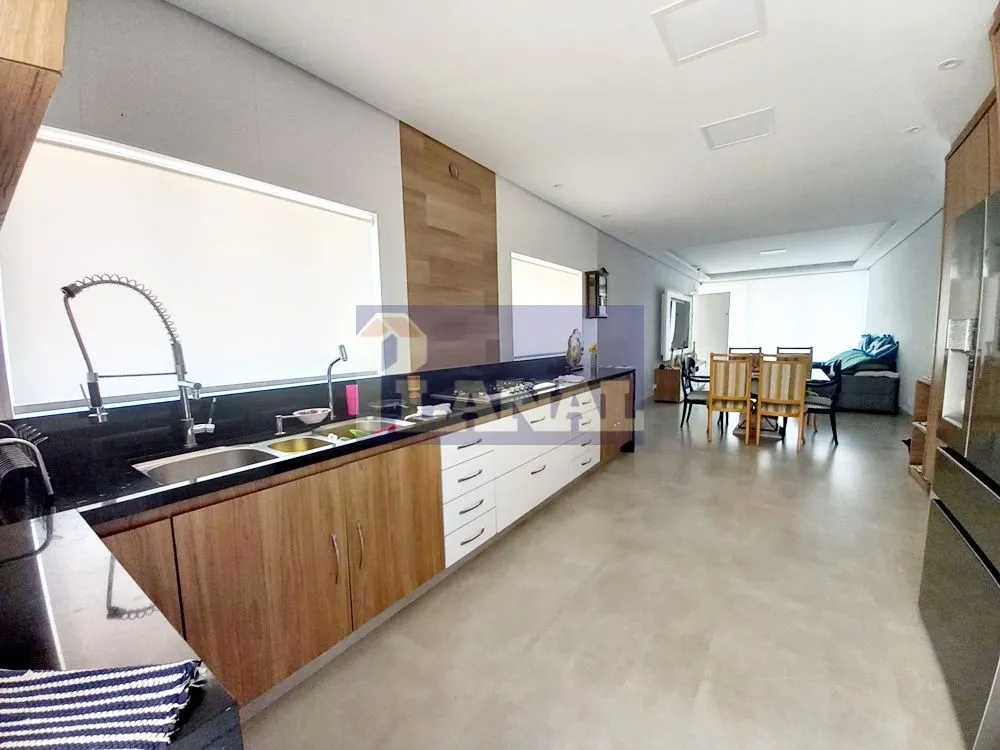 Casa, 2 quartos, 182 m² - Foto 2