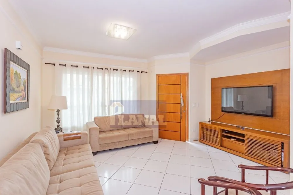 Sobrado, 4 quartos, 203 m² - Foto 1