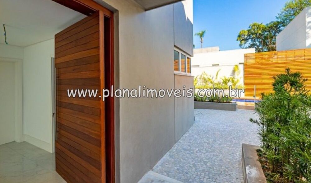 Sobrado, 4 quartos, 420 m² - Foto 1