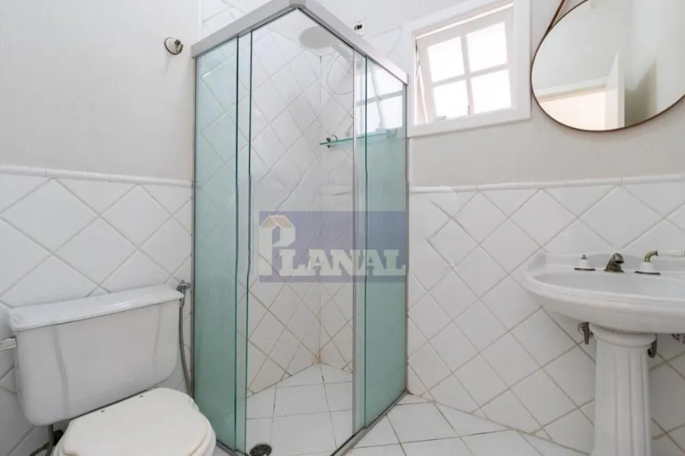 Sobrado, 3 quartos, 218 m² - Foto 1