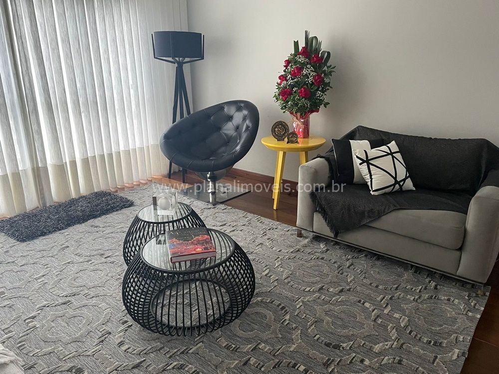 Sobrado, 4 quartos, 407 m² - Foto 1