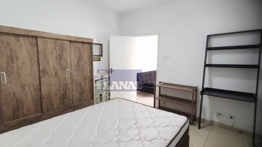 Casa para alugar com 1 quarto, 48m² - Foto 4