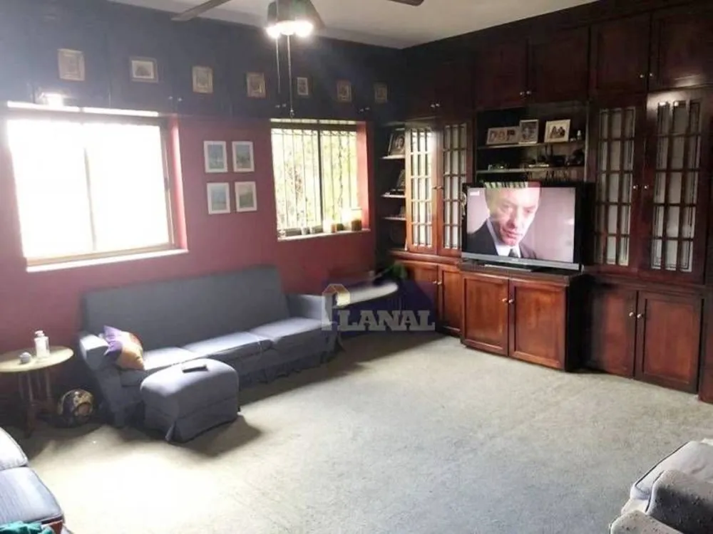 Sobrado, 7 quartos, 688 m² - Foto 4