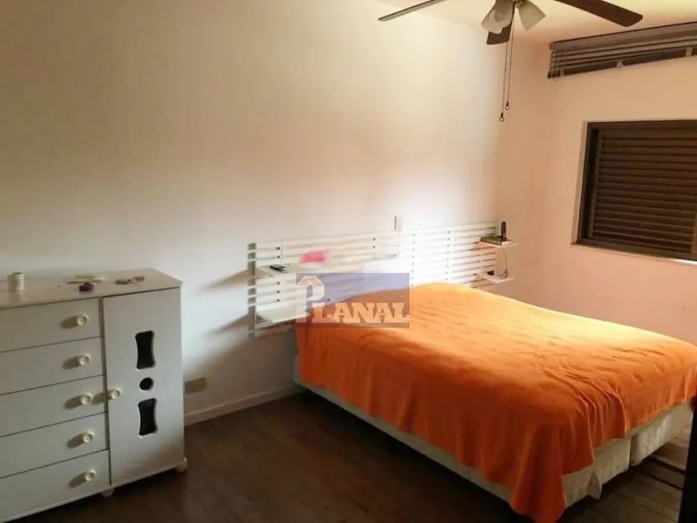 Sobrado, 7 quartos, 688 m² - Foto 6