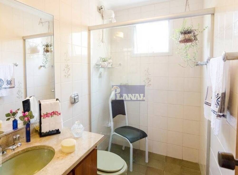 Apartamento à venda com 3 quartos, 110m² - Foto 2