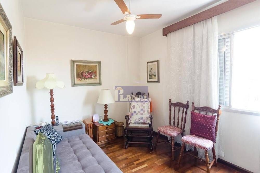 Apartamento à venda com 3 quartos, 110m² - Foto 1