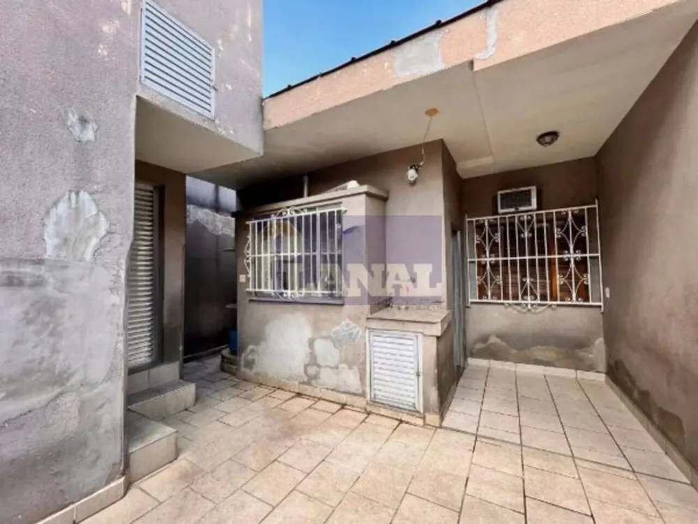 Sobrado, 3 quartos, 195 m² - Foto 2