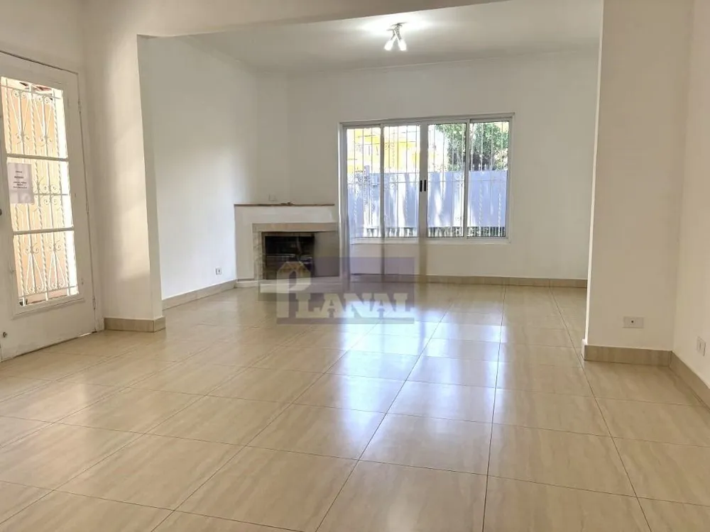 Casa, 3 quartos, 250 m² - Foto 1