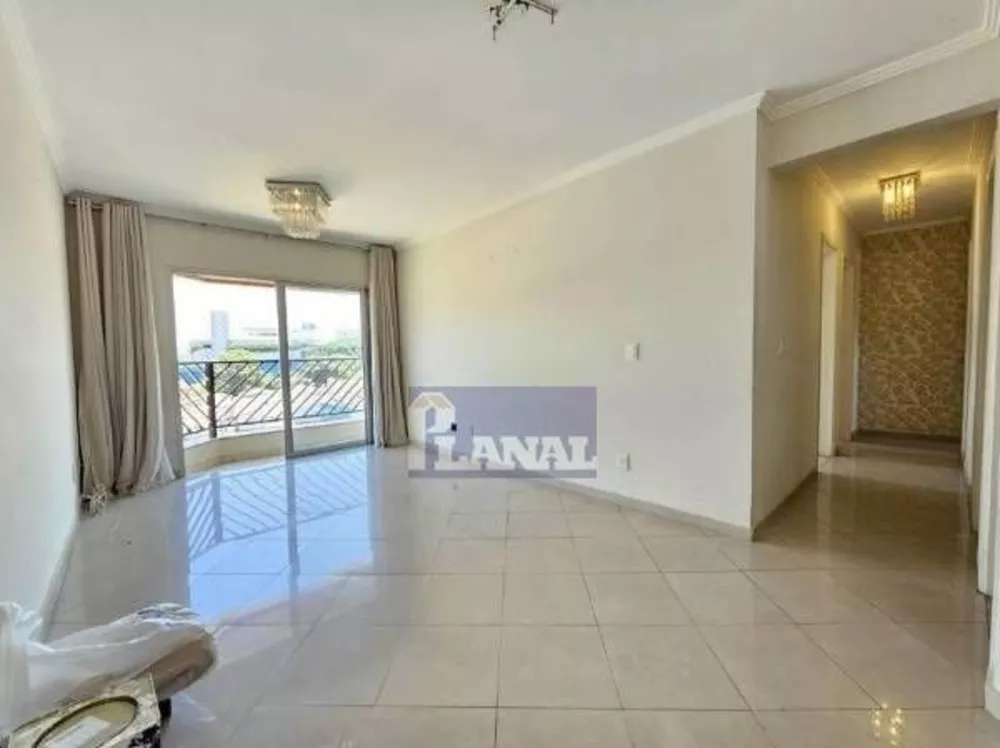 Apartamento à venda com 3 quartos, 72m² - Foto 1