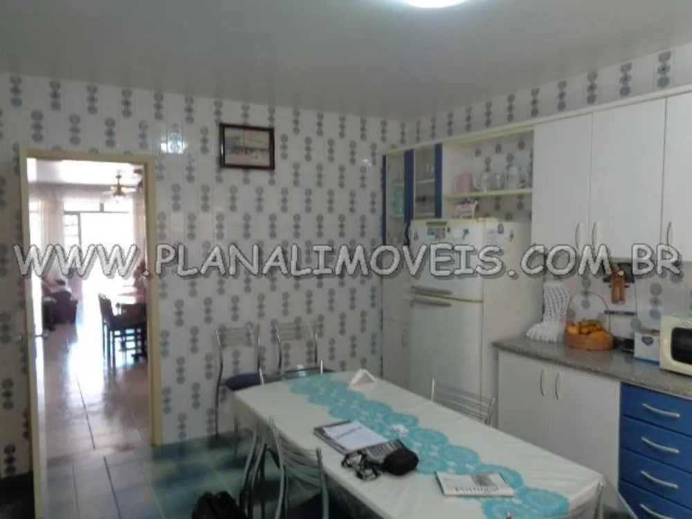 Casa, 4 quartos, 183 m² - Foto 1