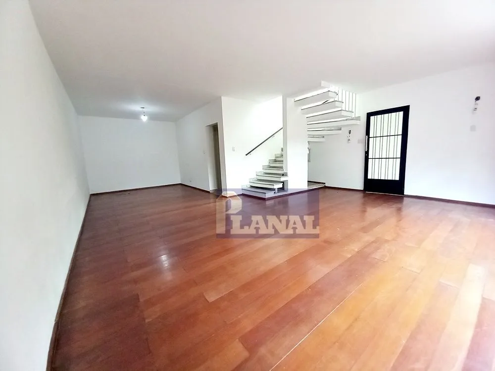 Sobrado, 3 quartos, 250 m² - Foto 2