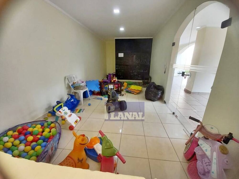 Apartamento à venda com 2 quartos, 70m² - Foto 14