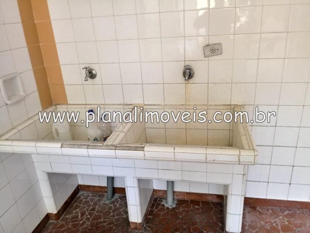 Casa, 4 quartos, 173 m² - Foto 1