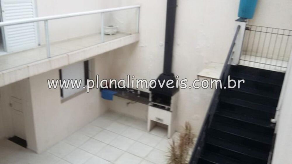Sobrado, 3 quartos, 308 m² - Foto 1