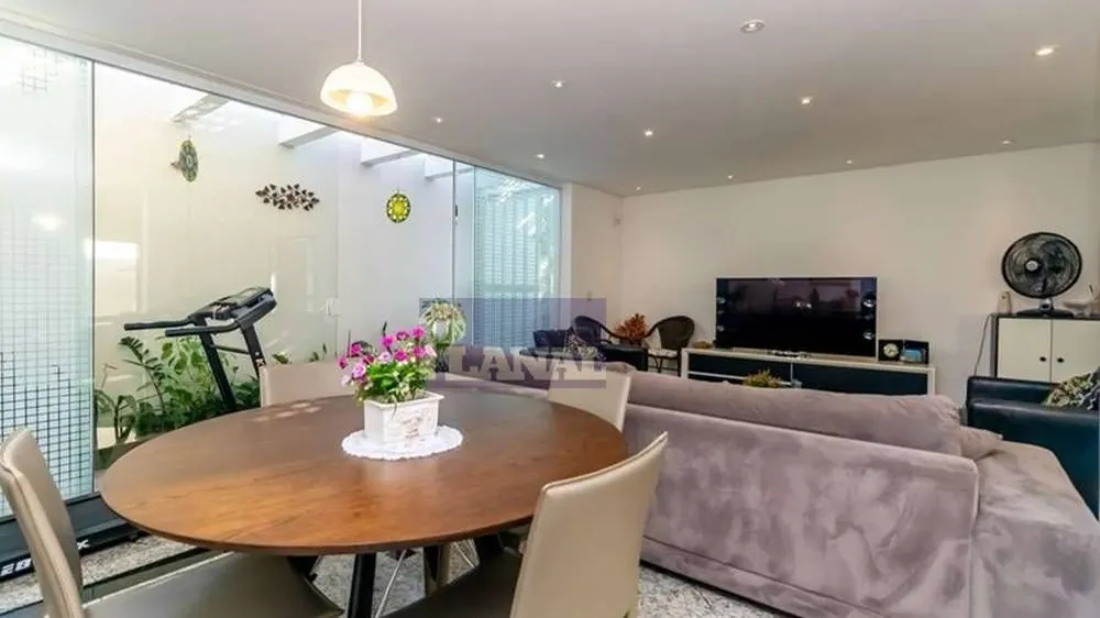 Casa, 4 quartos, 265 m² - Foto 12