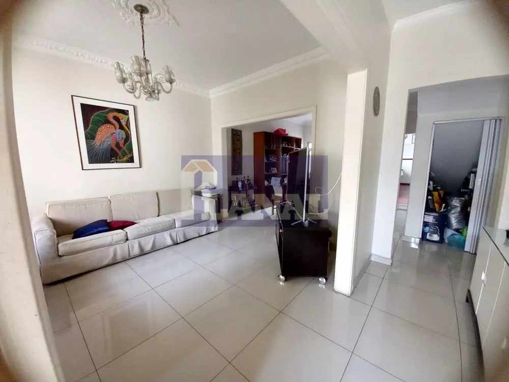 Sobrado à venda com 3 quartos, 170m² - Foto 1