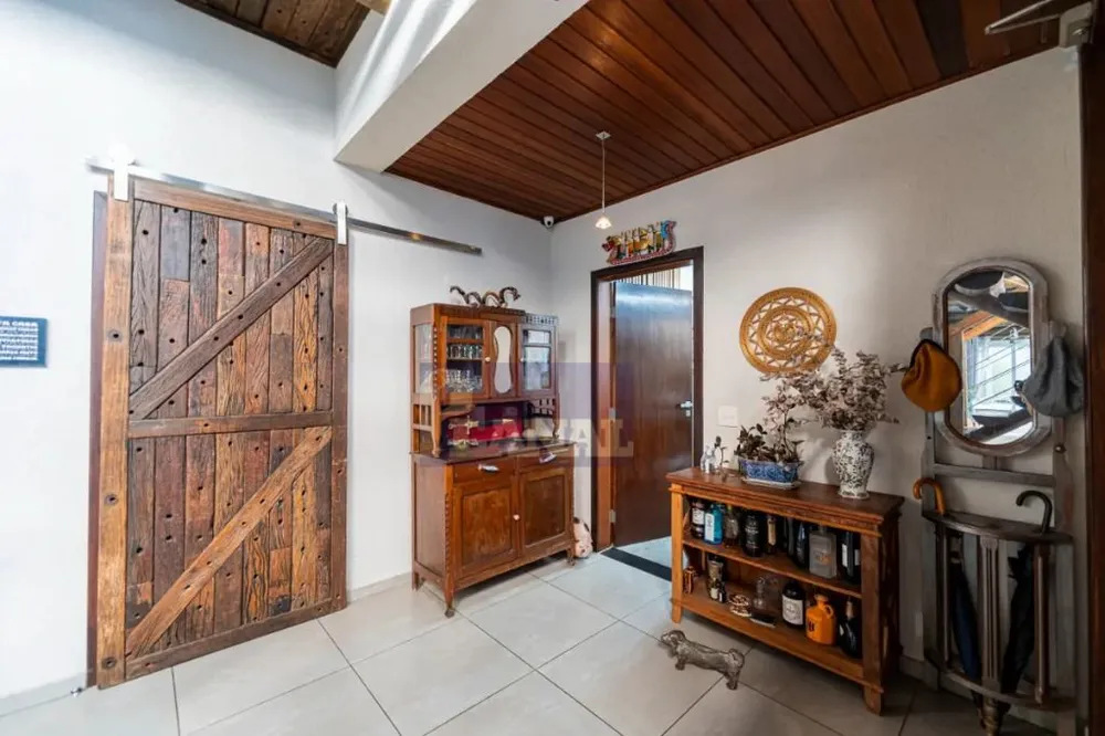 Sobrado, 4 quartos, 326 m² - Foto 2
