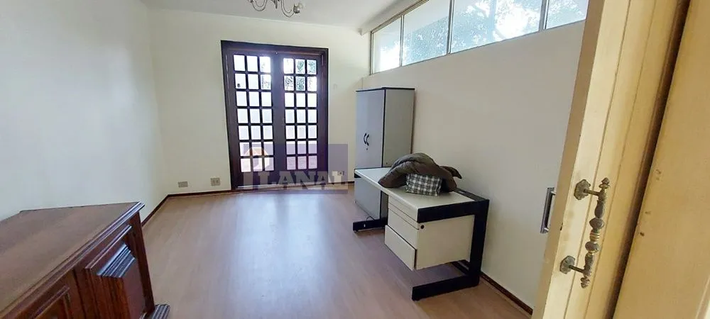 Sobrado, 4 quartos, 223 m² - Foto 1