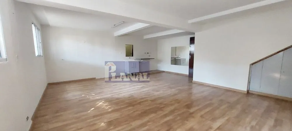 Sobrado, 4 quartos, 223 m² - Foto 2