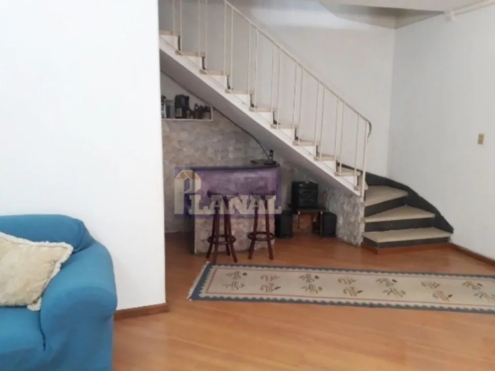 Sobrado, 3 quartos, 200 m² - Foto 4