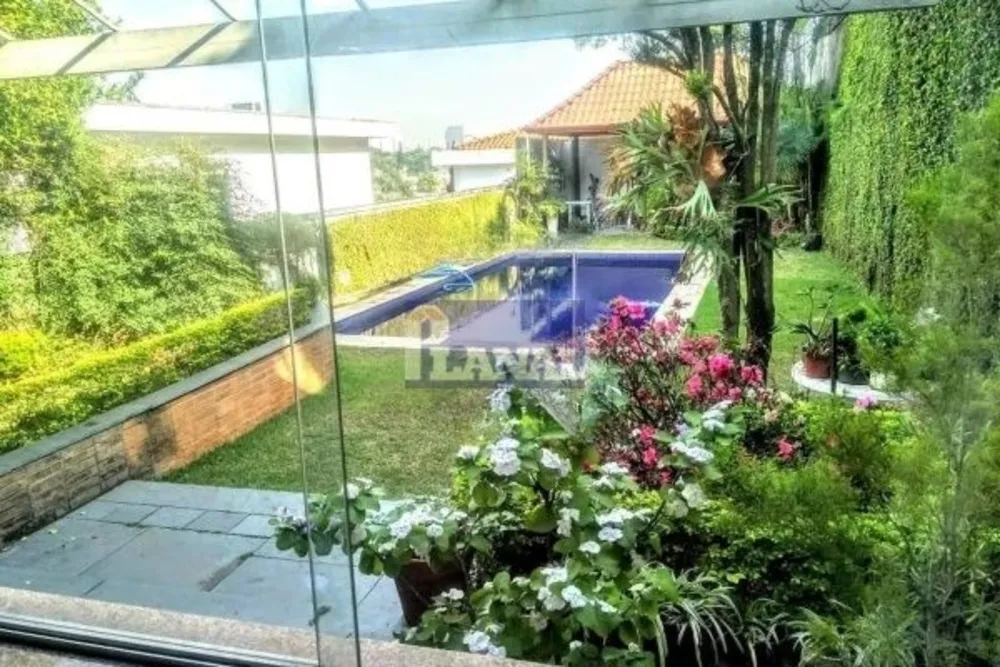Sobrado, 3 quartos, 450 m² - Foto 1