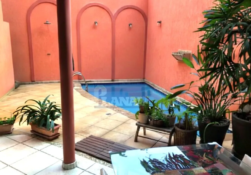 Sobrado, 4 quartos, 238 m² - Foto 1