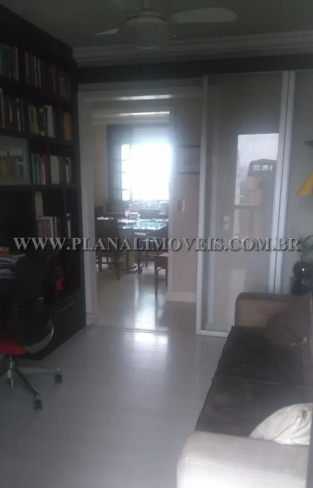 Apartamento, 3 quartos, 230 m² - Foto 1